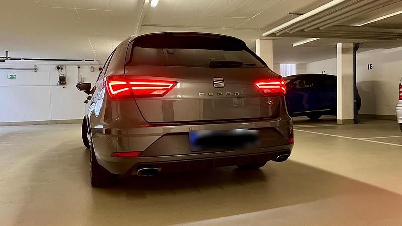 Gebraucht Seat Leon ST CUPRA 300 PS (220 kW) 2018 Grau Kombi