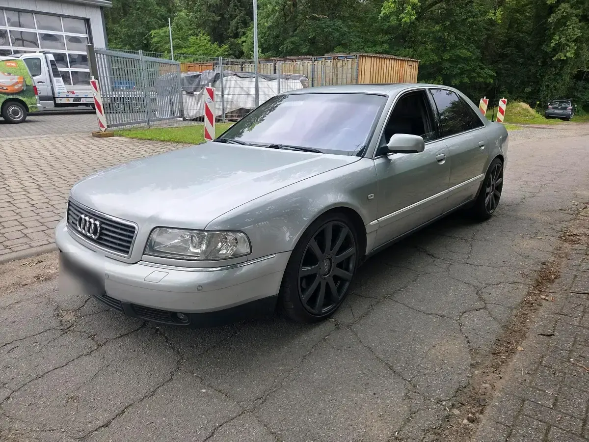 Gebraucht Audi A8 260 PS (191 kW) 1999 Limousine
