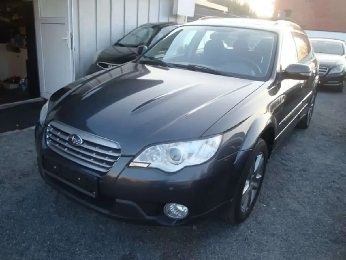 Gebraucht Subaru Outback 165 PS (121 kW) 2007 Grau Kombi