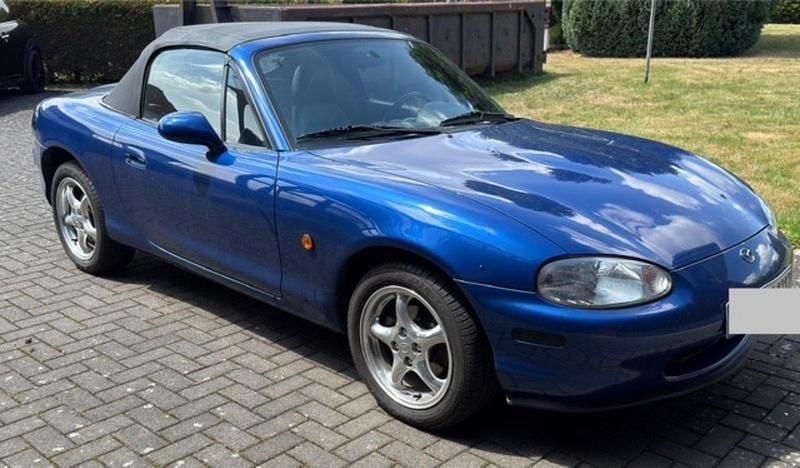 Gebraucht Mazda MX5 Edition 140 PS (102 kW) 2000 Blau Cabrio