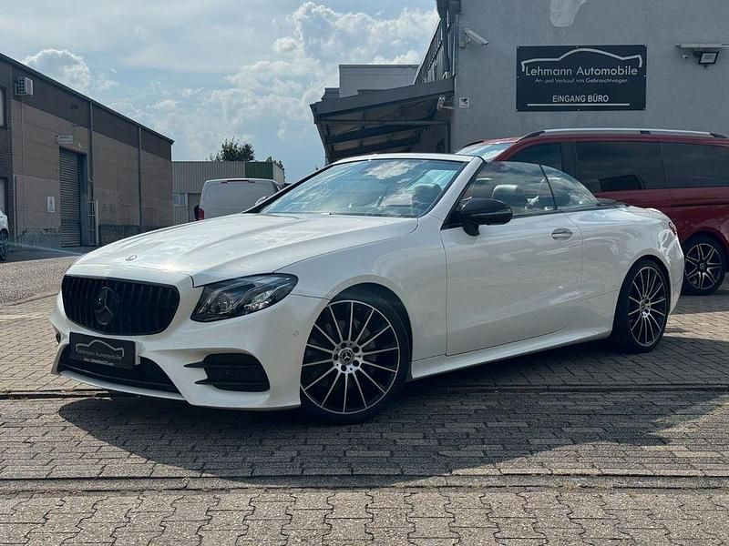 Weiß Gebraucht 2018 Mercedes E220 AMG Cabrio | 38.782 € (Teuer) - Bild 1/4
