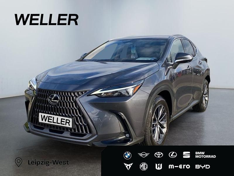Grau Gebraucht 2024 Lexus NX450h+ Business Edition SUV | 49.990 € (Guter Preis) - Bild 1/3