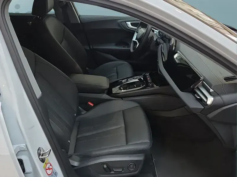 Gebraucht Audi A5 204 PS (150 kW) 2025 Weiß Limousine