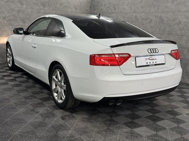 Gebraucht Audi A5 Advanced 177 PS (130 kW) 2014 Weiß Coupé