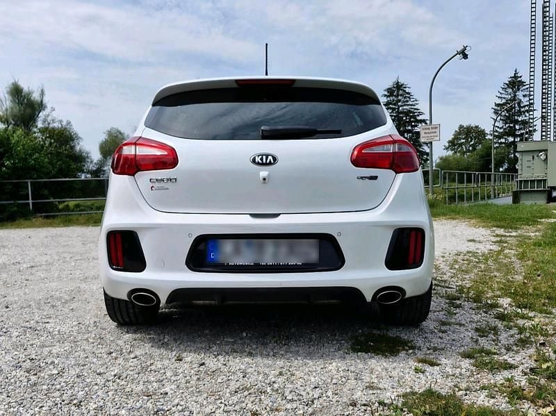Gebraucht Kia Ceed GT-Line 136 PS (100 kW) 2017 Weiß Kleinwagen