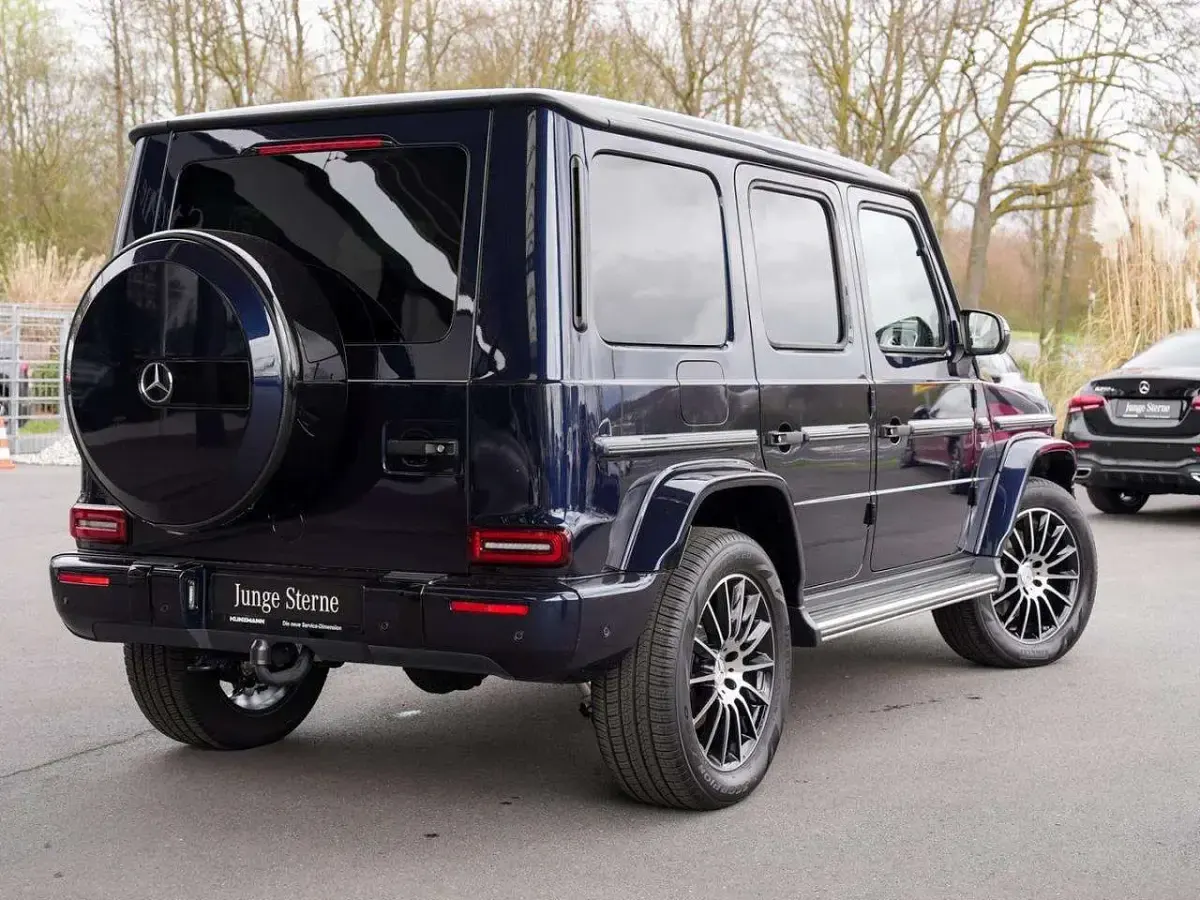 Gebraucht Mercedes G500 AMG 421 PS (309 kW) 2023 Cavansitblau metallic SUV