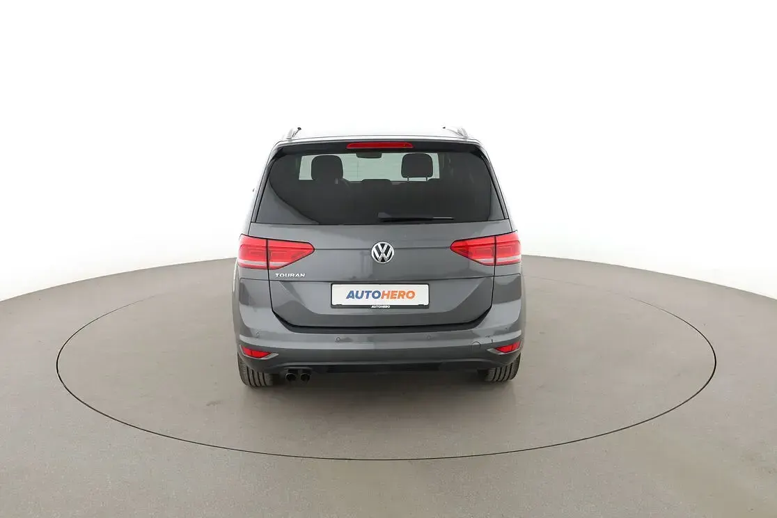 Gebraucht VW Touran Highline 150 PS (110 kW) 2016 Grau Van / Kleinbus
