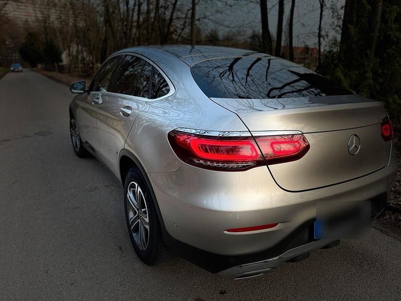 Gebraucht Mercedes GLC200 197 PS (144 kW) 2020 Beige SUV