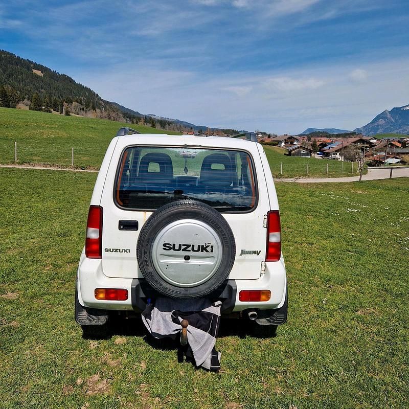 Gebraucht Suzuki Jimny 86 PS (63 kW) 2010 Weiß SUV
