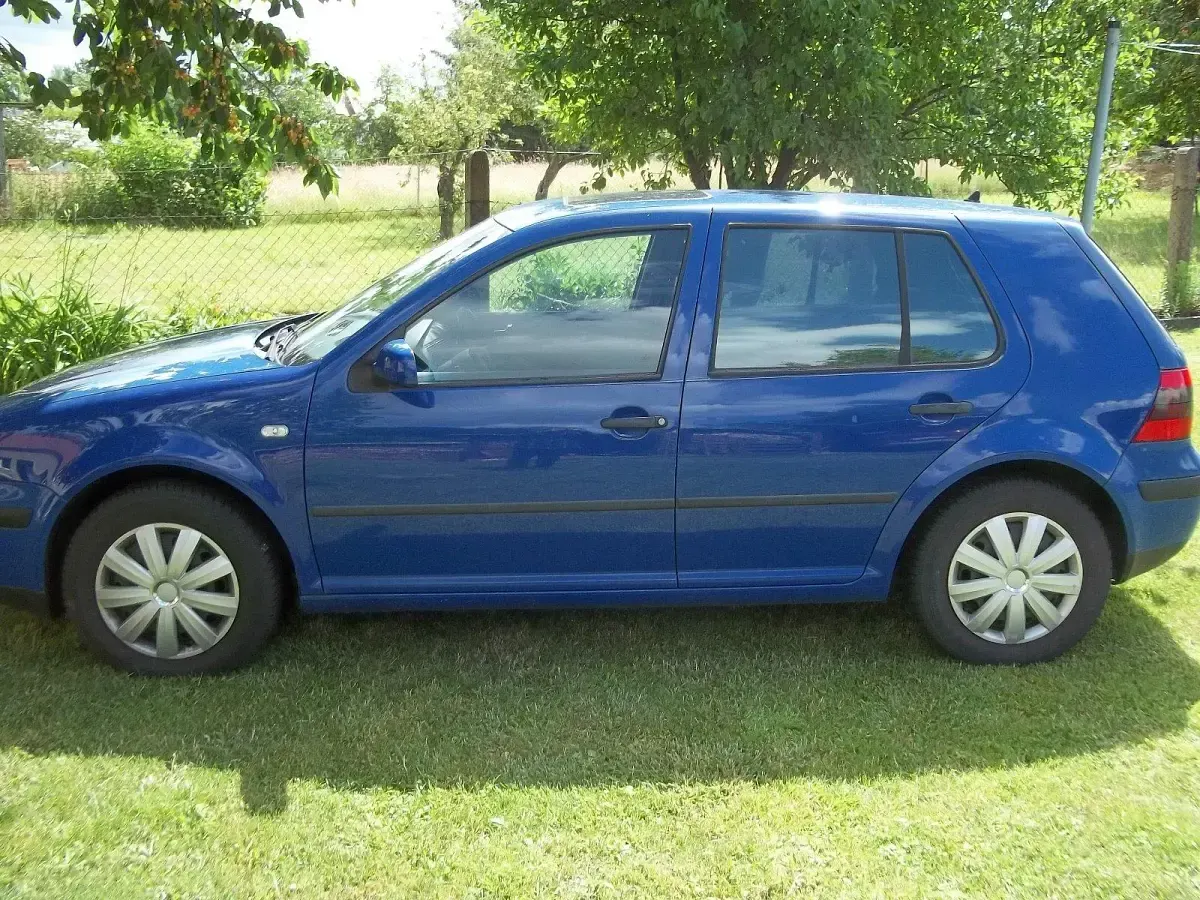 Gebraucht VW Golf IV 105 PS (77 kW) 2001 Limousine