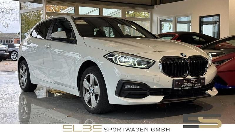 Gebraucht BMW 118 Advantage 136 PS (100 kW) 2023 Weiß Kleinwagen