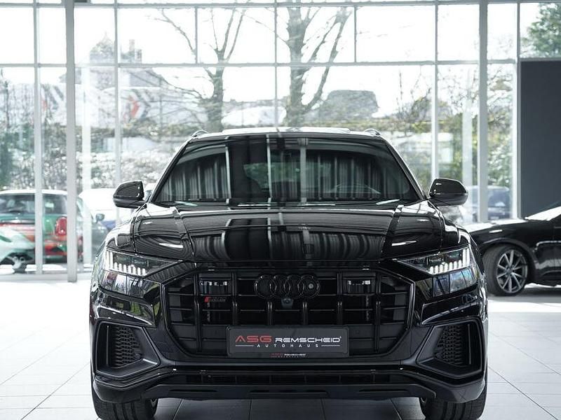 Gebraucht Audi SQ8 Ambiente 508 PS (373 kW) 2021 Schwarz SUV