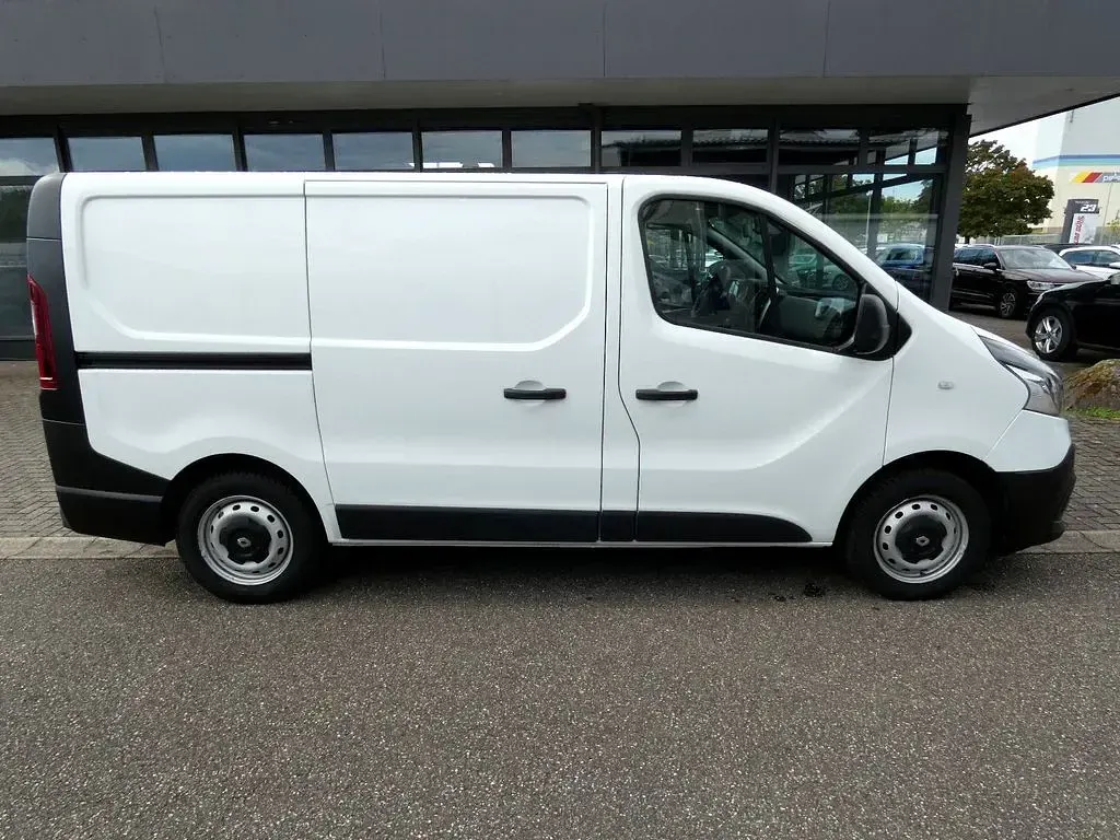 Gebraucht Renault Trafic 125 PS (91 kW) 2019 Weiß Van / Kleinbus