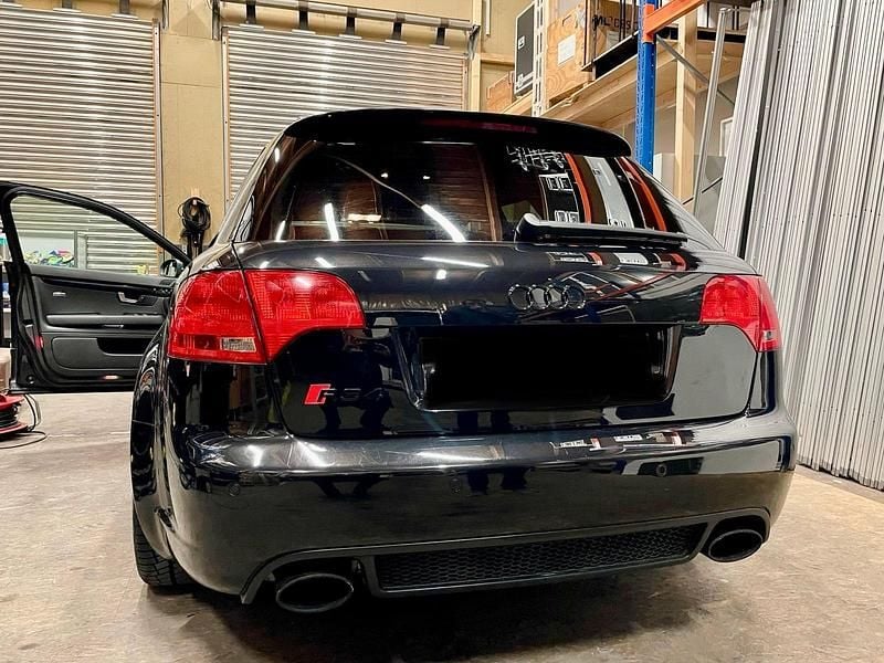 Gebraucht Audi RS4 Black Edition 420 PS (308 kW) 2007 Schwarz Kombi