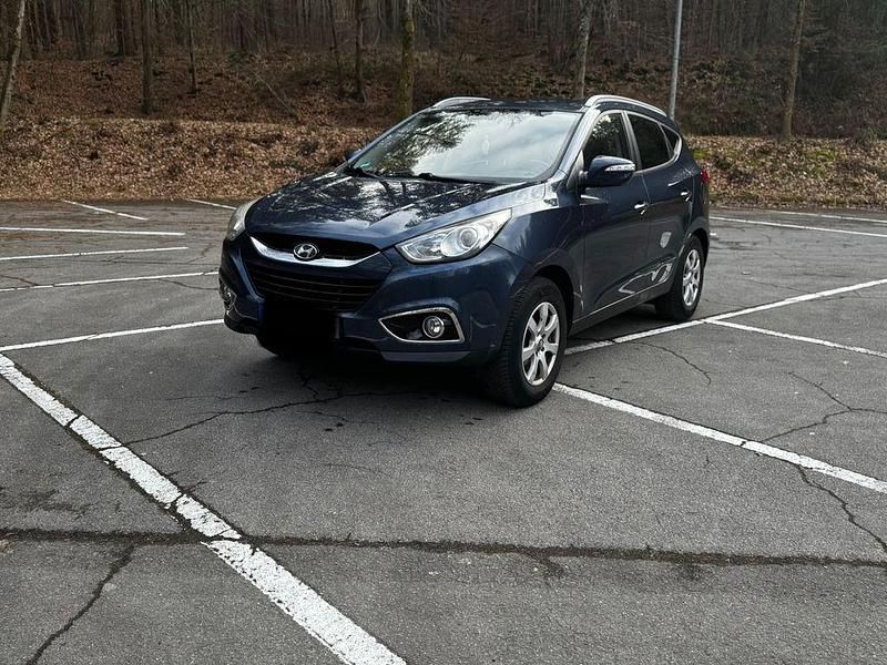 Gebraucht Hyundai ix35 Style 163 PS (119 kW) 2010 Blau SUV