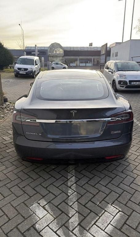 Gebraucht Tesla Model S Performance 567 kW (772 PS) 2016 Grau Kleinwagen