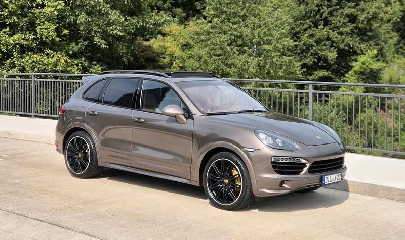 Gold Gebraucht 2013 Porsche Cayenne S SUV | 22.900 € - Bild 1/4