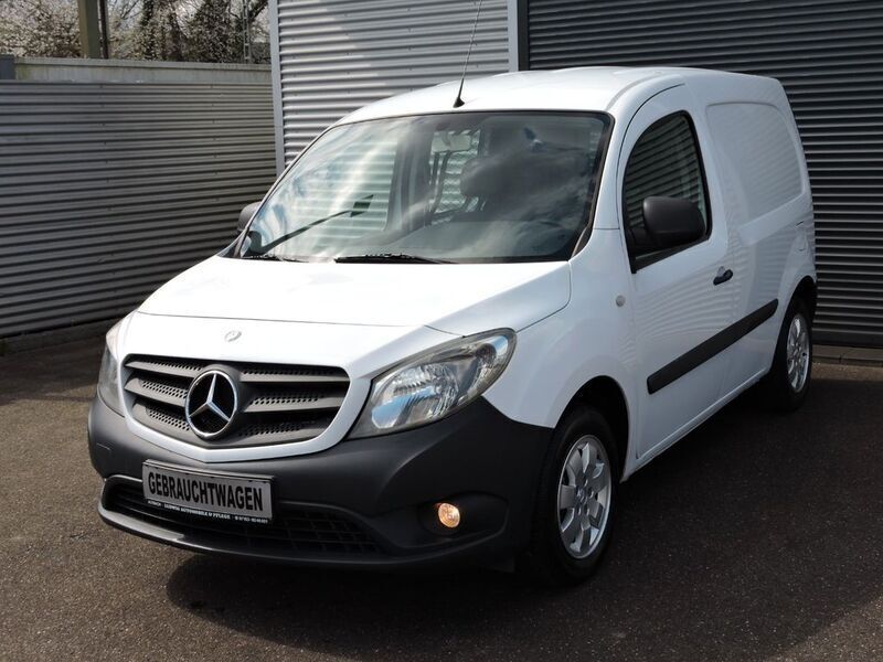Weiß Gebraucht 2013 Mercedes Citan 109 Van / Kleinbus | 7.999 € (Fairer Preis) - Bild 1/4