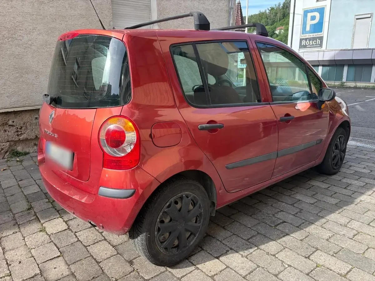 Gebraucht Renault Modus 75 PS (55 kW) 2004 Rot Van / Kleinbus