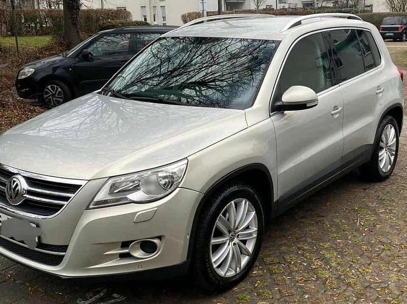 Gebraucht VW Tiguan Sport 110 PS (80 kW) 2011 Silber SUV