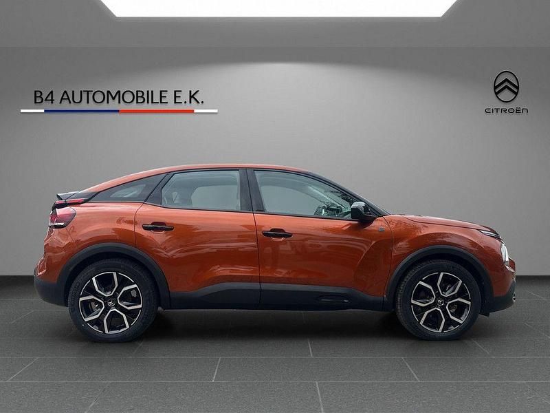 Gebraucht Citroën e-C4 Feel 100 kW (136 PS) 2021 Braun Limousine