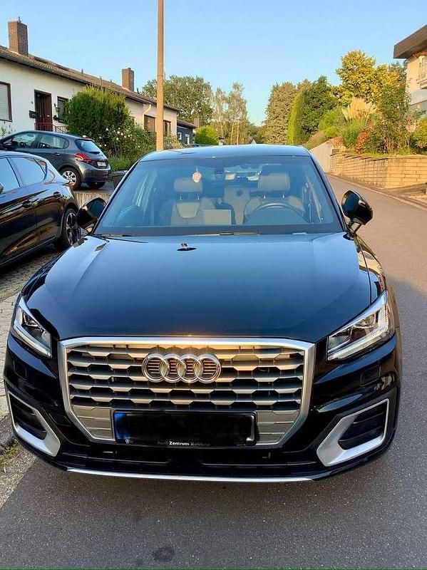 Schwarz Gebraucht 2019 Audi Q2 Sport SUV | 24.000 € (Etwas zu teuer) - Bild 1/4