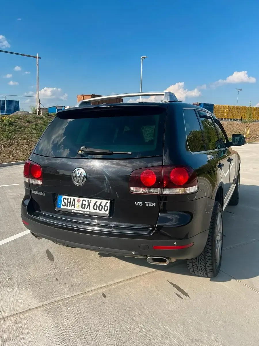 Gebraucht VW Touareg 239 PS (175 kW) 2007 Schwarz SUV