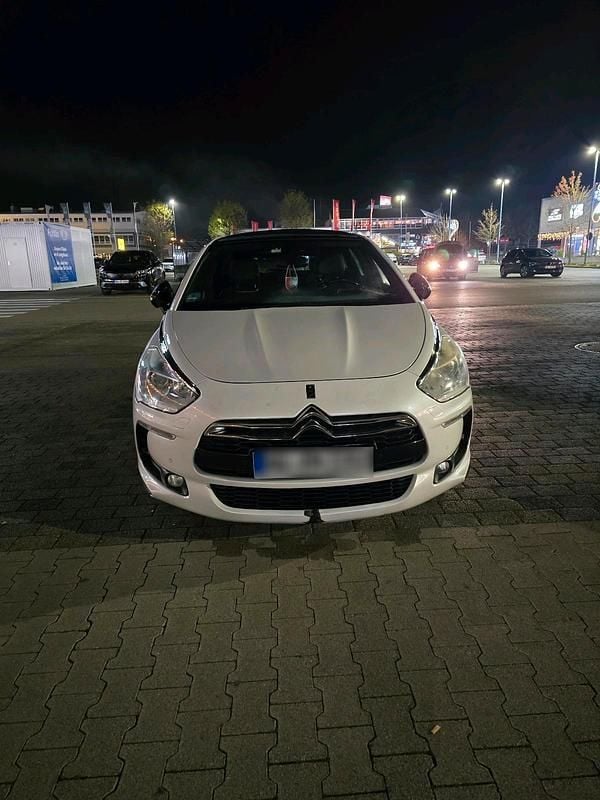 Gebraucht Citroën DS5 165 PS (121 kW) 2014 Weiß Kleinwagen