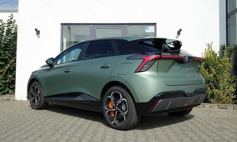 Second-hand MG MG4 EV 319 kW (435 CP) 2024 Metallic Hatchback