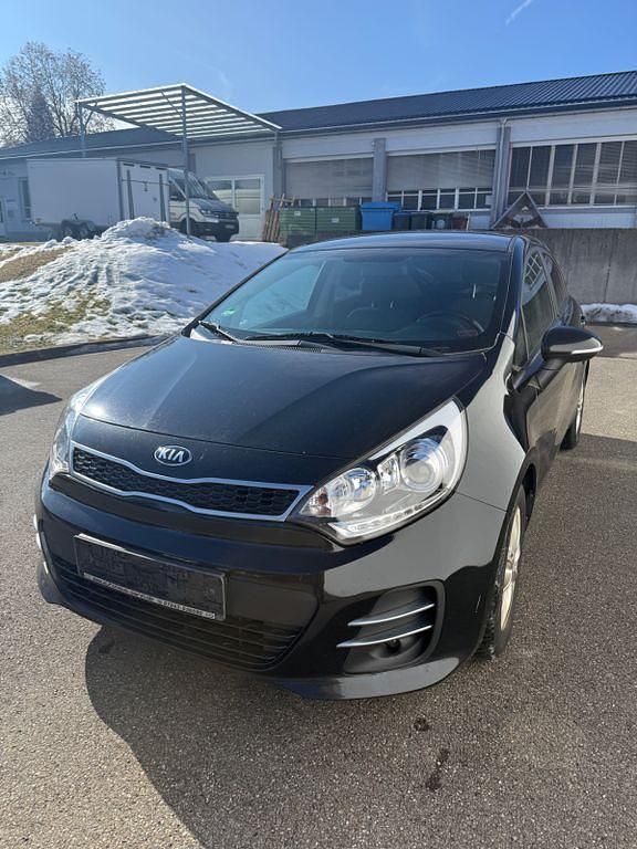 Gebraucht Kia Rio 75 PS (55 kW) 2017 Schwarz Limousine