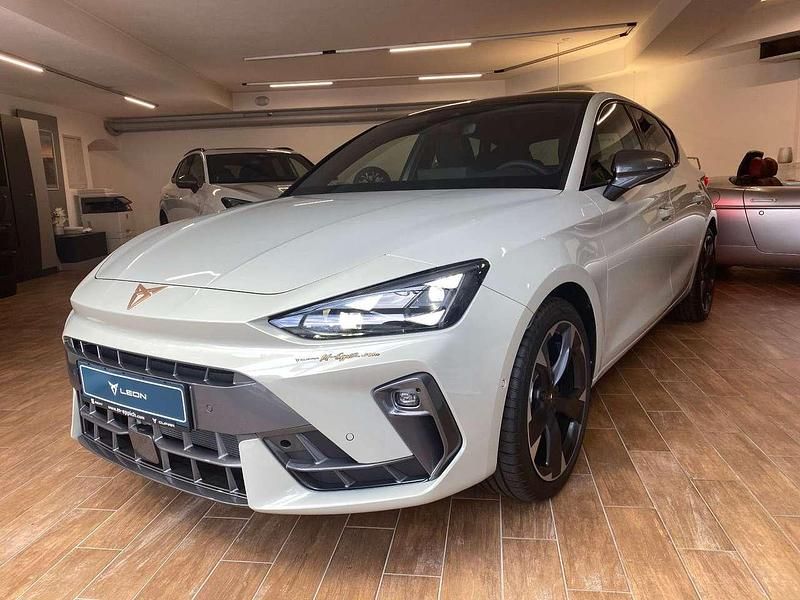 Taiga gray Neu 2025 Cupra Leon Limousine | 36.990 € (Fairer Preis) - Bild 1/4
