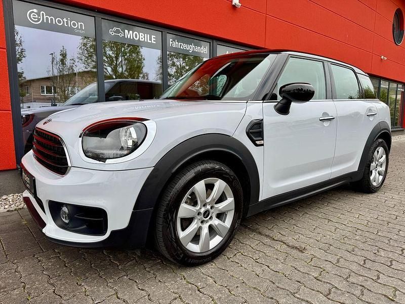 Weiß Gebraucht 2019 Mini Cooper Countryman Pepper SUV | 18.680 € (Guter Preis) - Bild 1/4