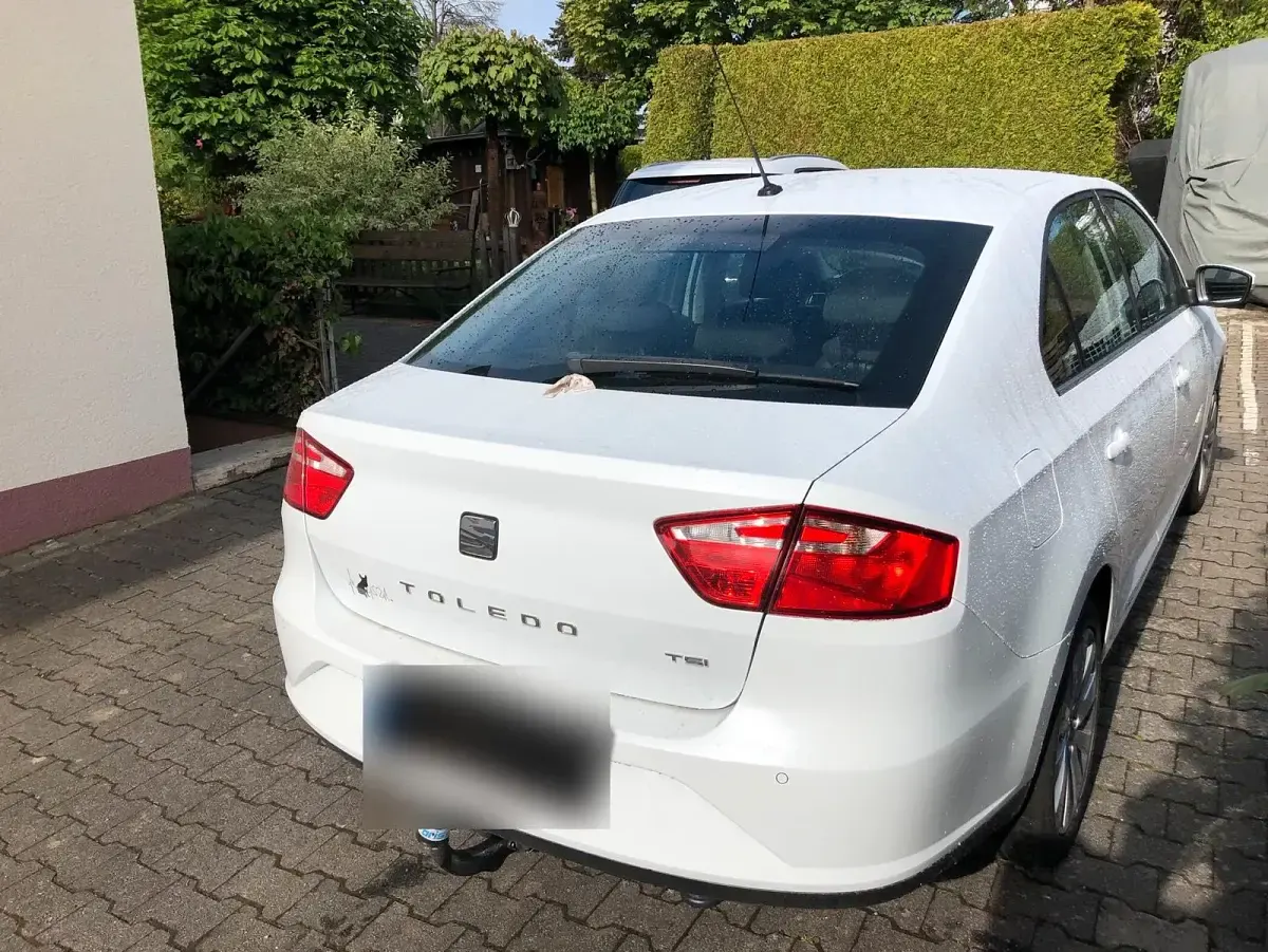Gebraucht Seat Toledo Style Plus 110 PS (80 kW) 2018 Weiß Kleinwagen