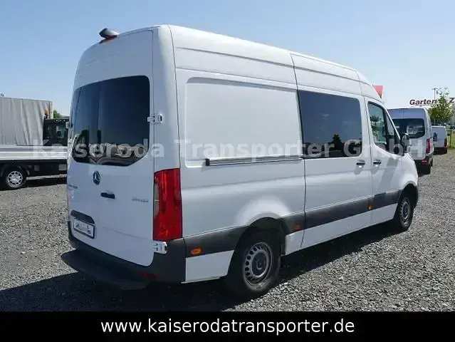 Używany Mercedes Sprinter 143 KM (105 kW) 2020 Biały Van