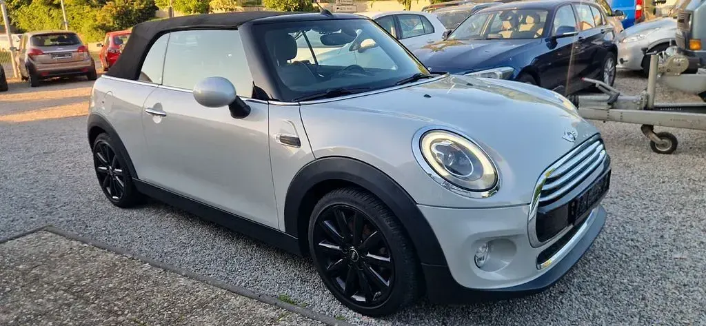 Gebraucht Mini Cooper 136 PS (100 kW) 2017 Silber Kleinwagen