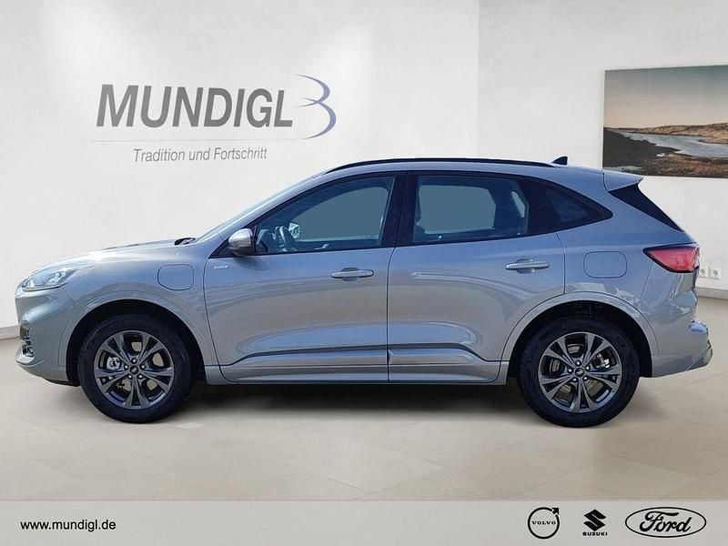 Używany Ford Kuga ST-Line 152 KM (111 kW) 2021 Srebrny SUV