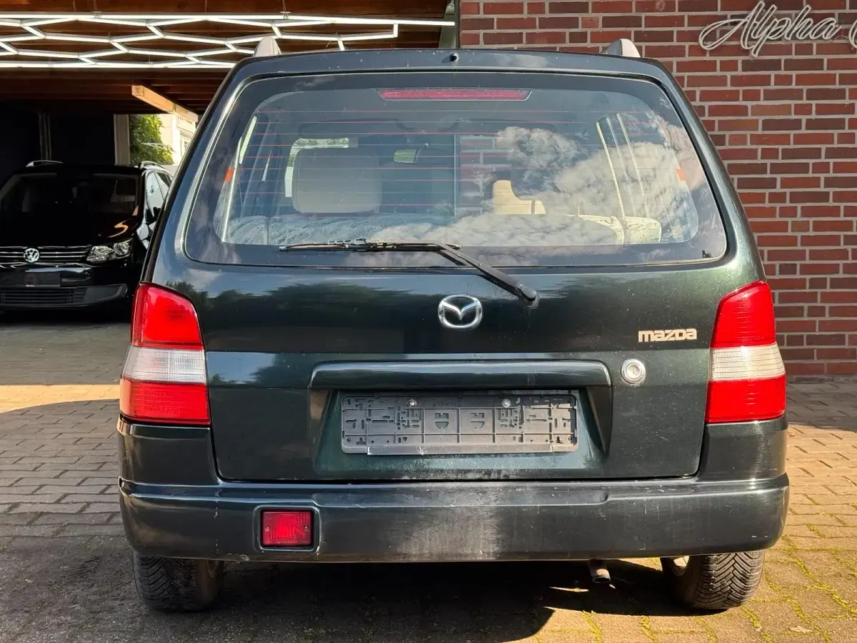 Gebraucht Mazda Demio 63 PS (46 kW) 2000 Grün Kleinwagen