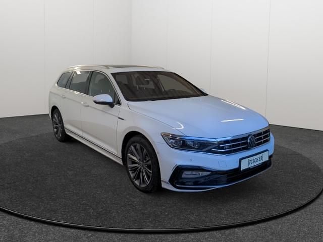 Gebraucht VW Passat Elegance 200 PS (147 kW) 2023 Weiss Kombi