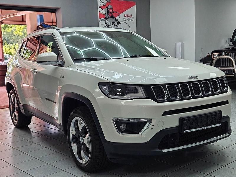 Weiß Gebraucht 2019 Jeep Compass Limited SUV | 16.900 € (Fairer Preis) - Bild 1/4