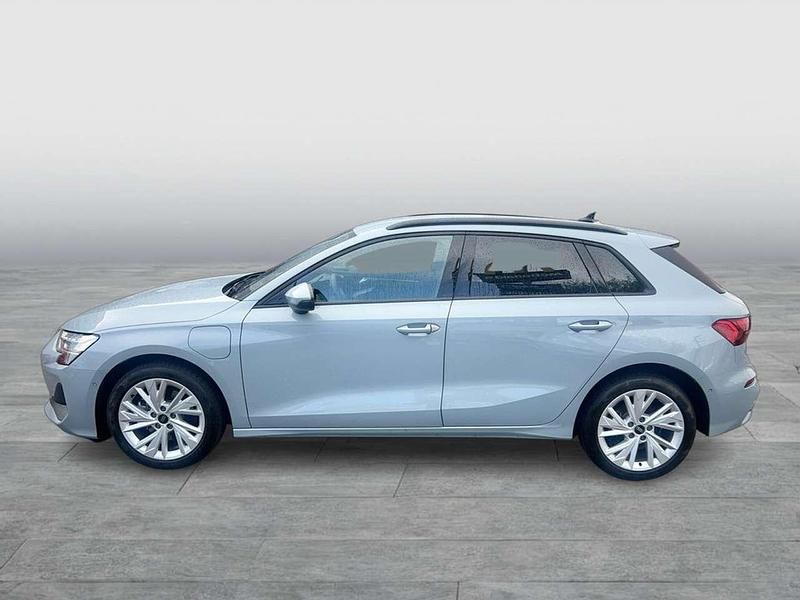 Gebraucht Audi A3 Ambiente 204 PS (150 kW) 2025 Grau Limousine