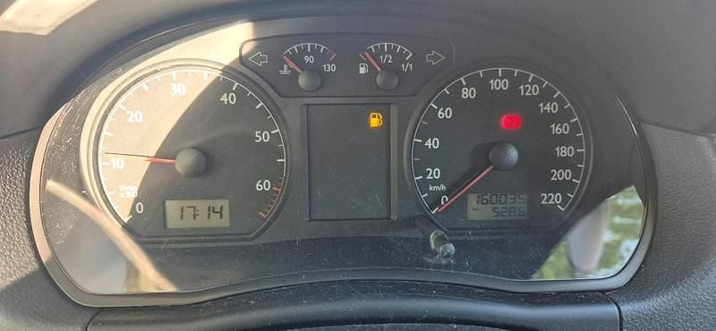 Używany VW Polo 64 KM (47 kW) 2002 Czarny Hatchback