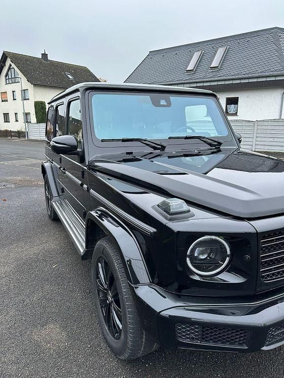 Gebraucht Mercedes G400 330 PS (242 kW) 2023 Schwarz SUV