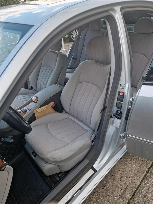 Brugt Mercedes E220 184 HK (135 kW) 2007 Sølv Sedan