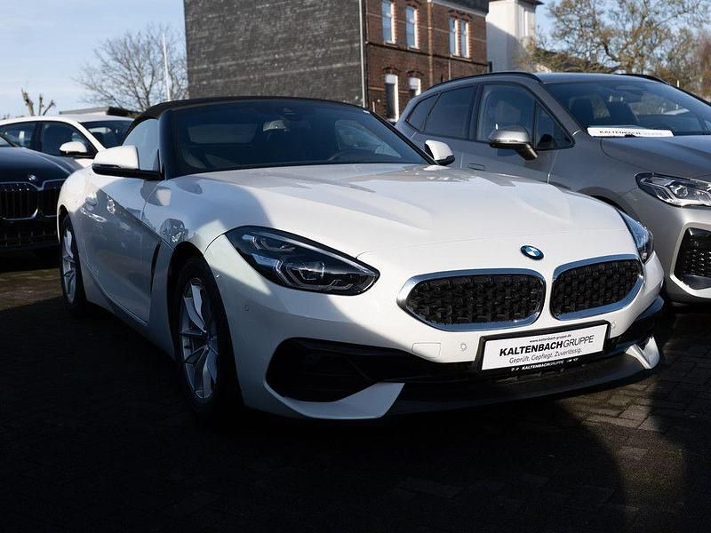 Gebraucht BMW Z4 197 PS (144 kW) 2021 Weiß Cabrio