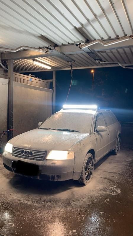 Second-hand Audi A6 165 CP (121 kW) 1999 Argintiu Break