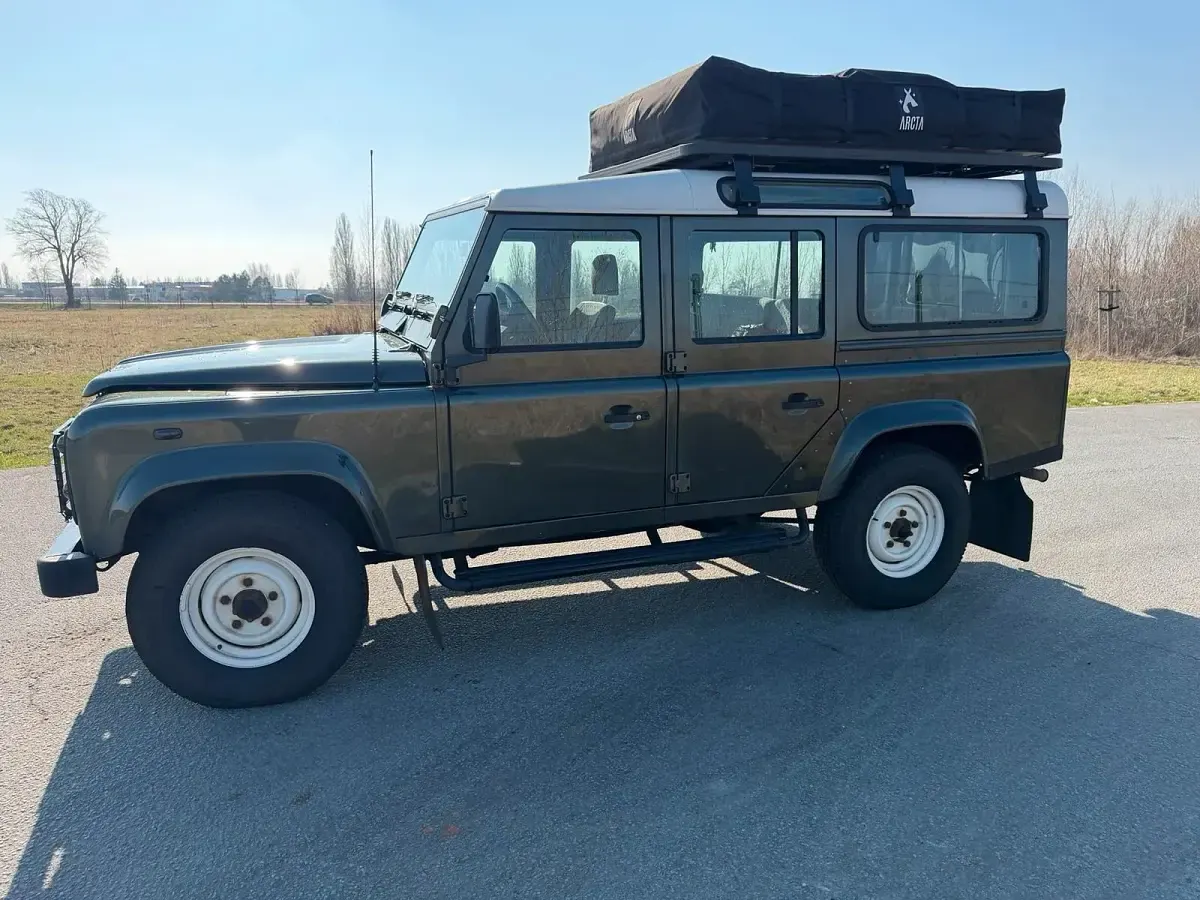 Gebraucht Land Rover Defender 122 PS (89 kW) 2006 Grün SUV