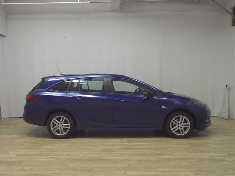 Blau Gebraucht 2021 Opel Astra Business Kombi | 8.280 € (Fairer Preis) - Bild 1/4