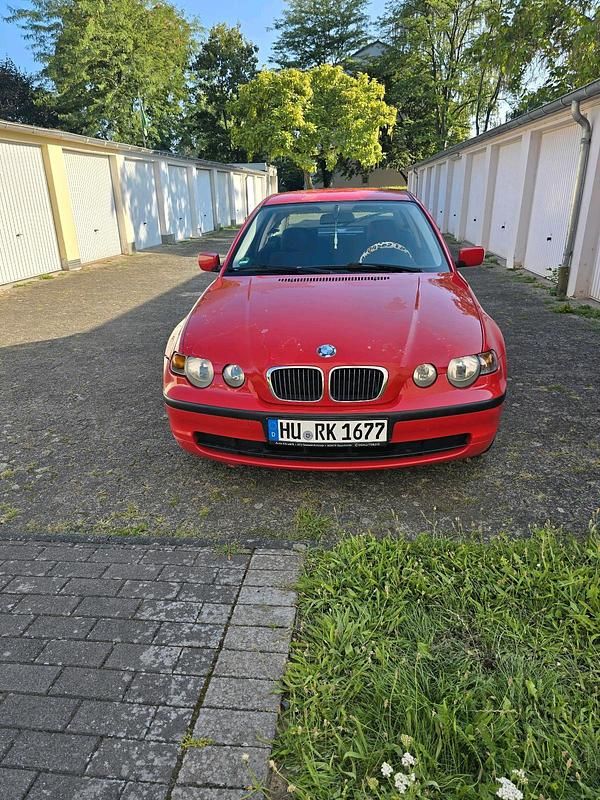 Rot Gebraucht 2002 BMW 318 Limousine | 850 € (Superpreis) - Bild 1/4