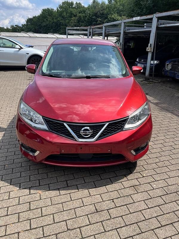 Rot Gebraucht 2015 Nissan Pulsar Acenta Limousine | 6.900 € (Fairer Preis) - Bild 1/4