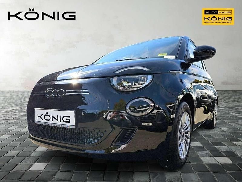 Onyx schwarz (10n) Gebraucht 2023 Fiat 500e Kleinwagen | 24.990 € (Etwas zu teuer) - Bild 1/4